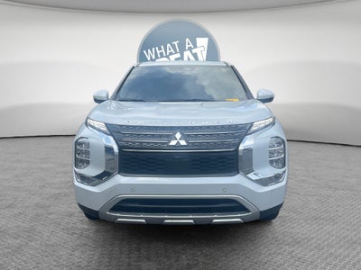 2024 Mitsubishi Outlander Base
