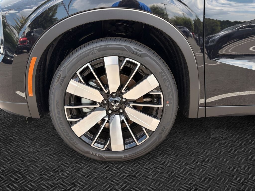 2026 Mitsubishi Outlander SE
