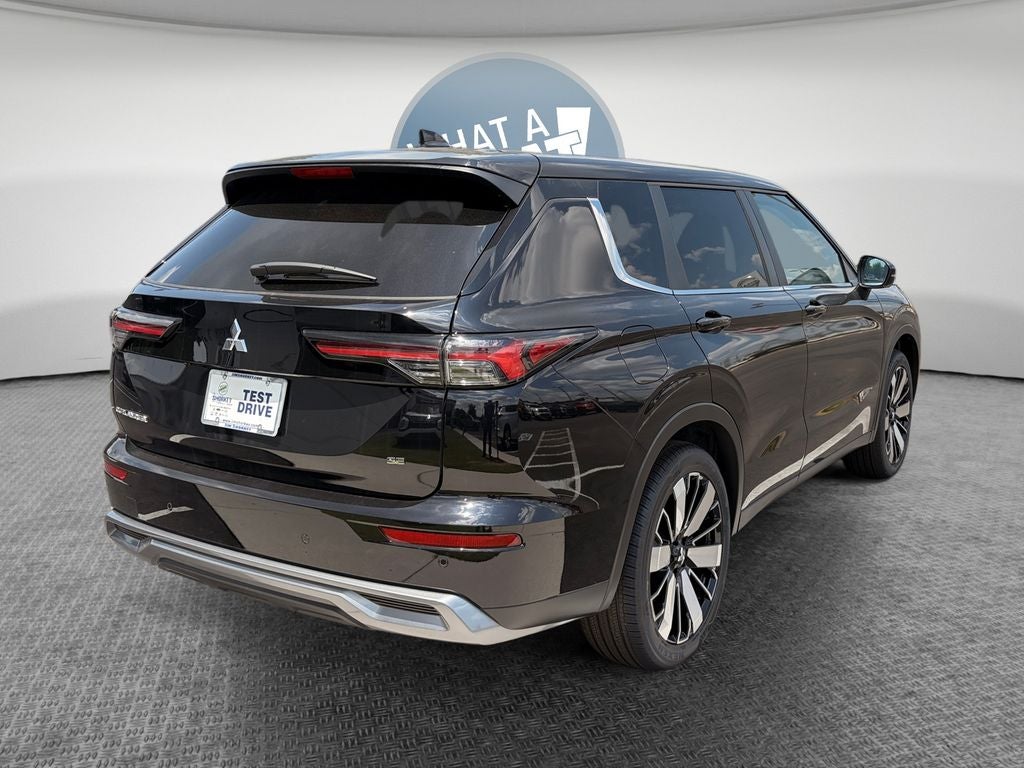 2026 Mitsubishi Outlander SE