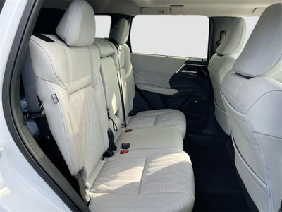 2026 Mitsubishi Outlander SEL