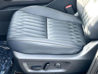 2026 Mitsubishi Outlander SEL