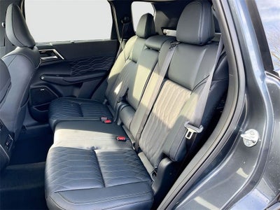 2026 Mitsubishi Outlander SEL