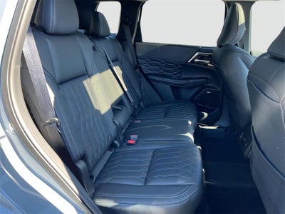 2026 Mitsubishi Outlander SEL