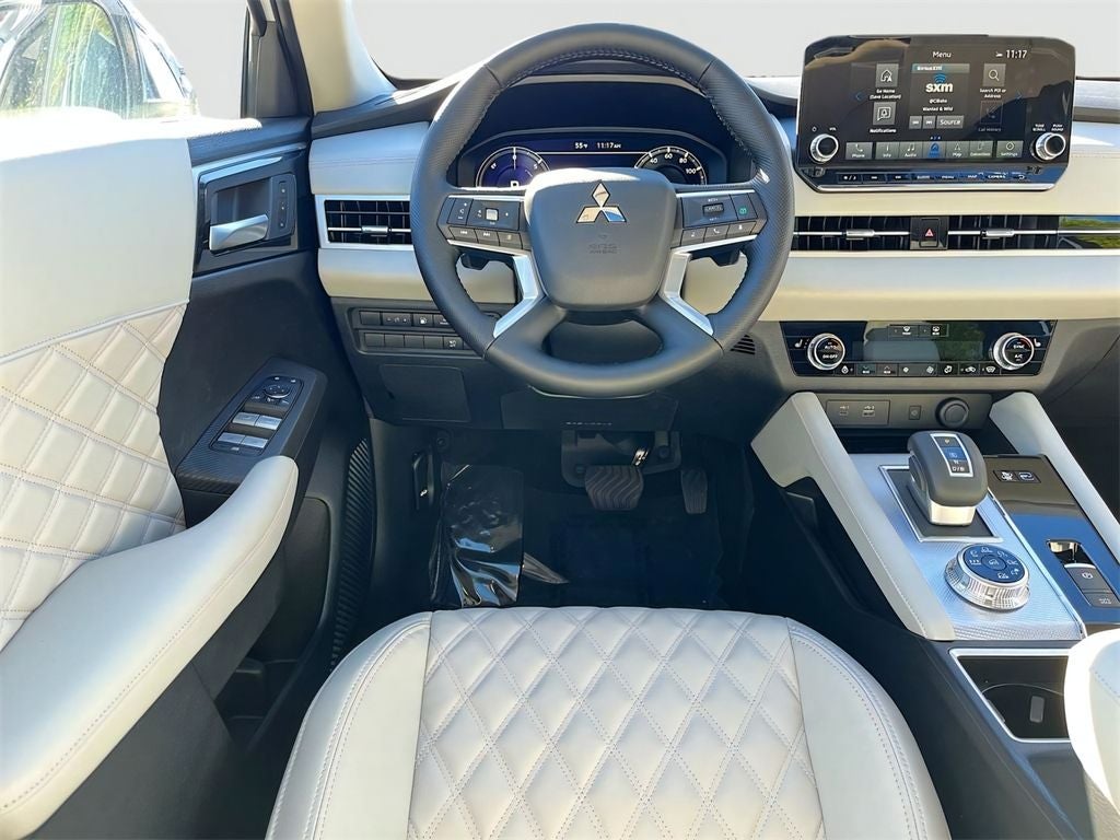 2025 Mitsubishi Outlander PHEV SEL