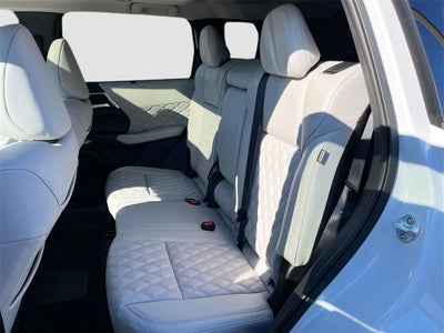 2025 Mitsubishi Outlander PHEV SEL