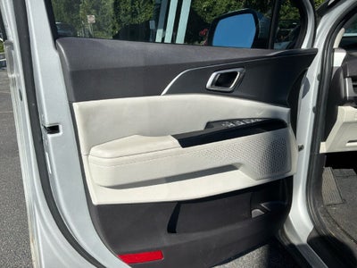 2022 Kia Carnival LX