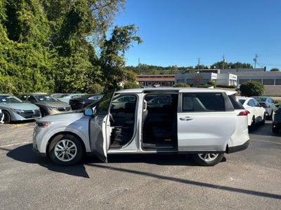 2022 Kia Carnival LX