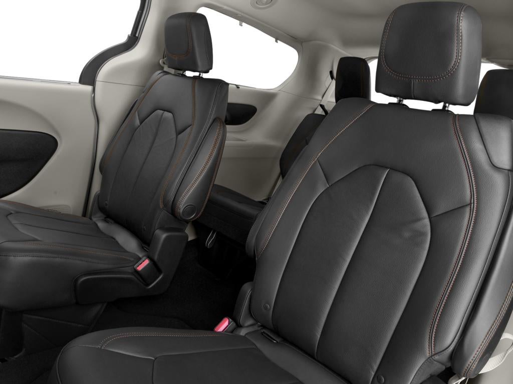 2017 Chrysler Pacifica Touring L Plus