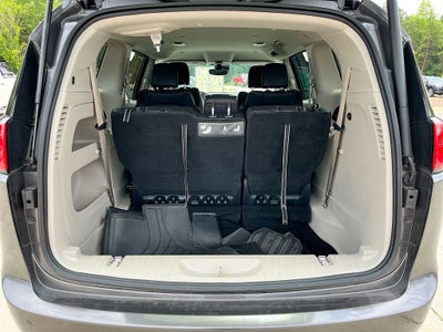 2017 Chrysler Pacifica Touring L Plus