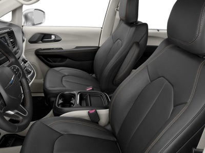 2017 Chrysler Pacifica Touring L Plus