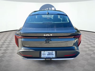 2026 Kia K4 LXS