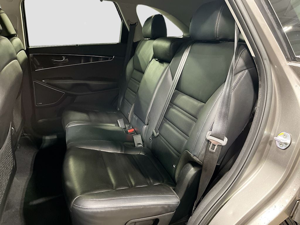 2017 Kia Sorento SX