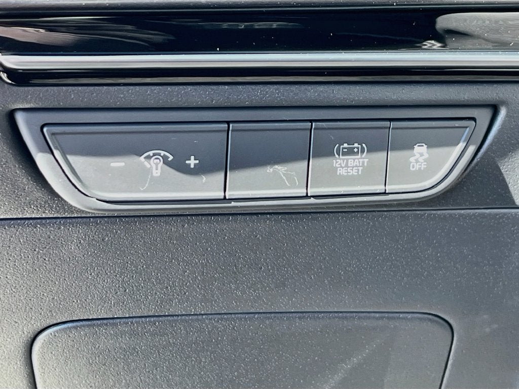 2027 Kia Niro LX