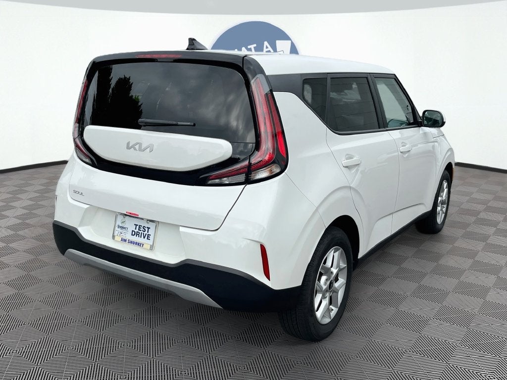 2025 Kia Soul LX