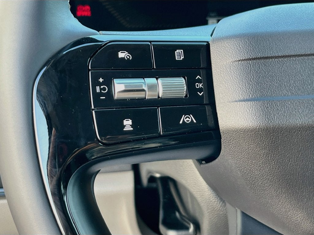 2027 Kia Carnival LXS