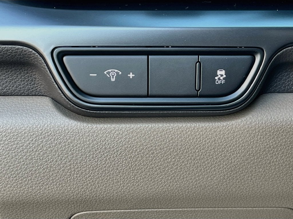 2027 Kia Carnival LXS