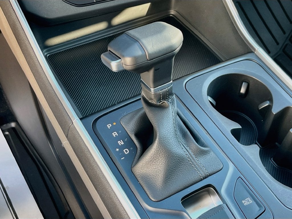 2027 Kia Carnival LXS