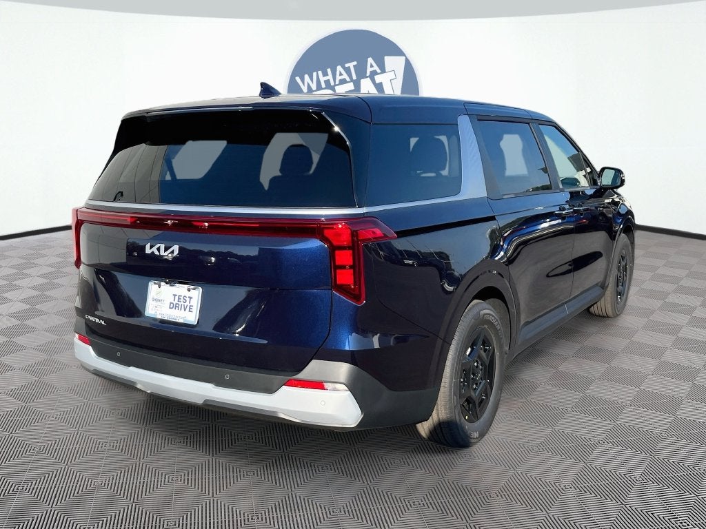 2027 Kia Carnival LXS