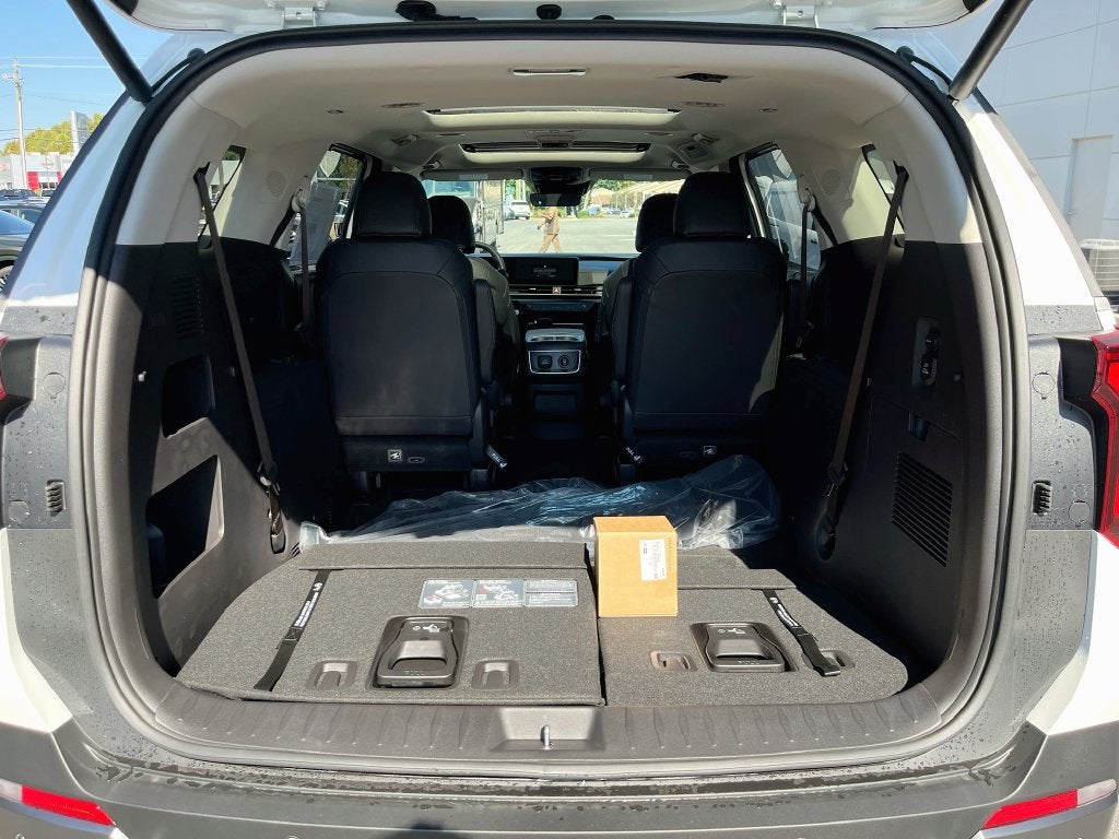 2027 Kia Carnival SX