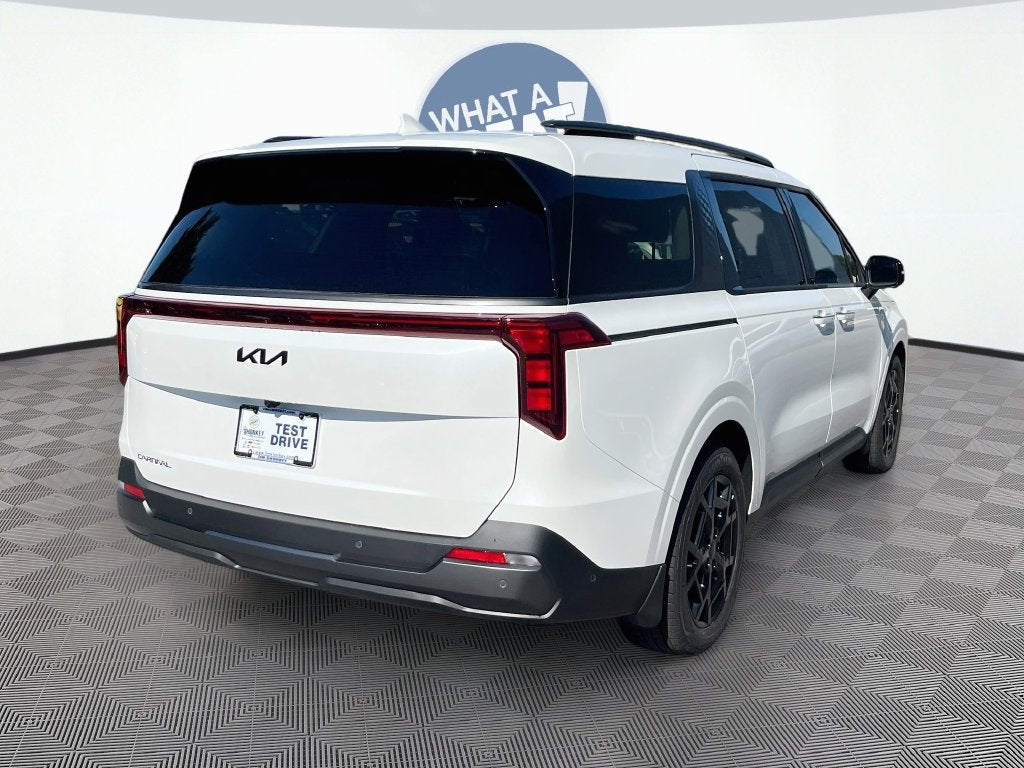 2027 Kia Carnival SX