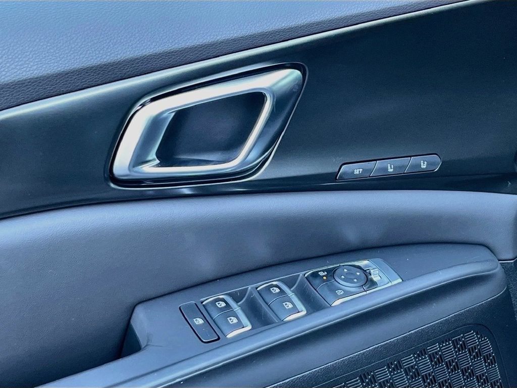 2027 Kia Carnival Hybrid SX