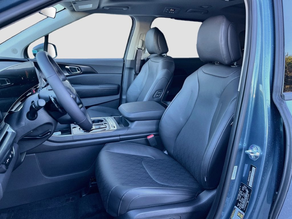 2027 Kia Carnival Hybrid SX